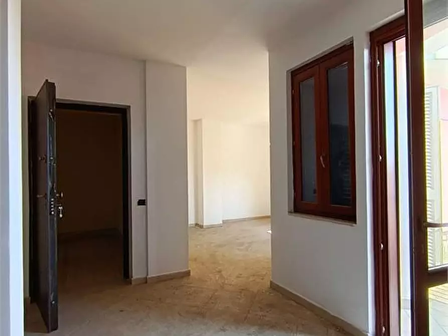 Immagine 2 di Appartamento in vendita  a Marcianise