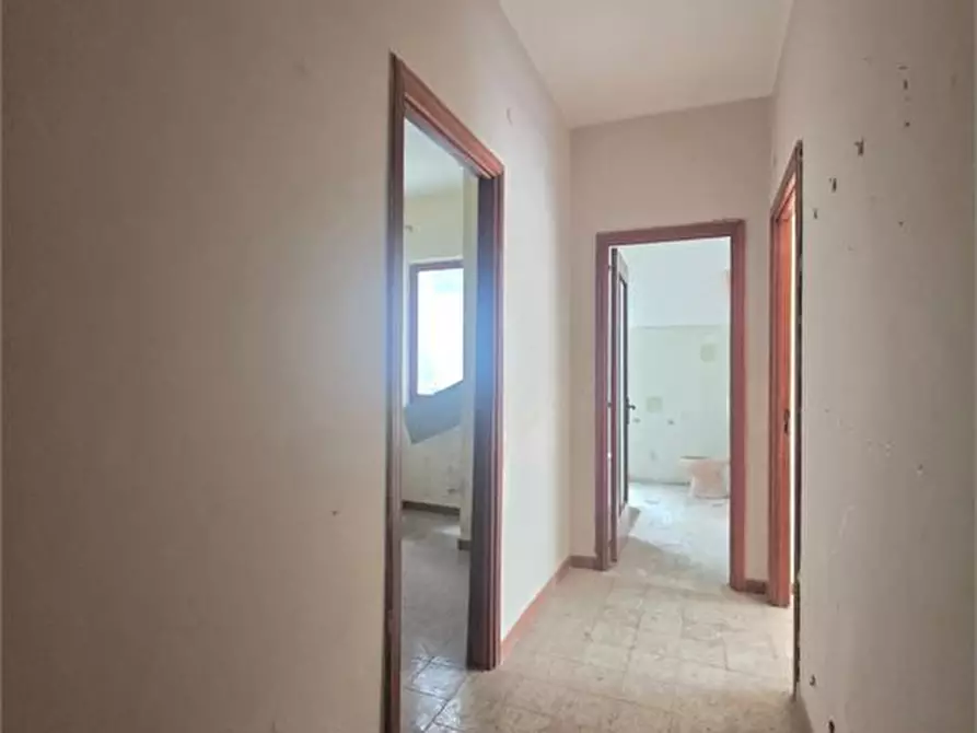 Immagine 5 di Appartamento in vendita  a Mondragone