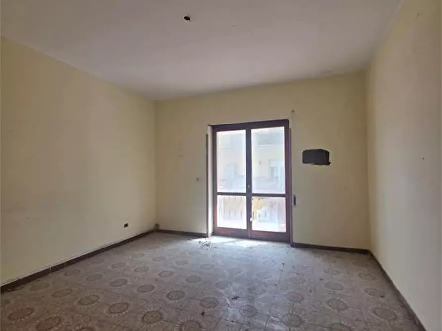 Immagine 7 di Appartamento in vendita  a Mondragone