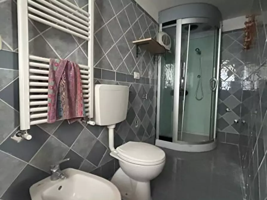 Immagine 6 di Villa in vendita  a Crispano
