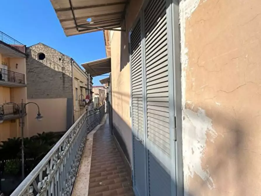 Immagine 10 di Villa in vendita  a Crispano