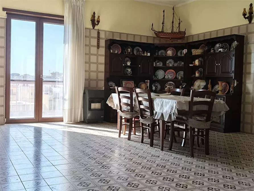 Immagine 10 di Appartamento in vendita  a Torre Annunziata
