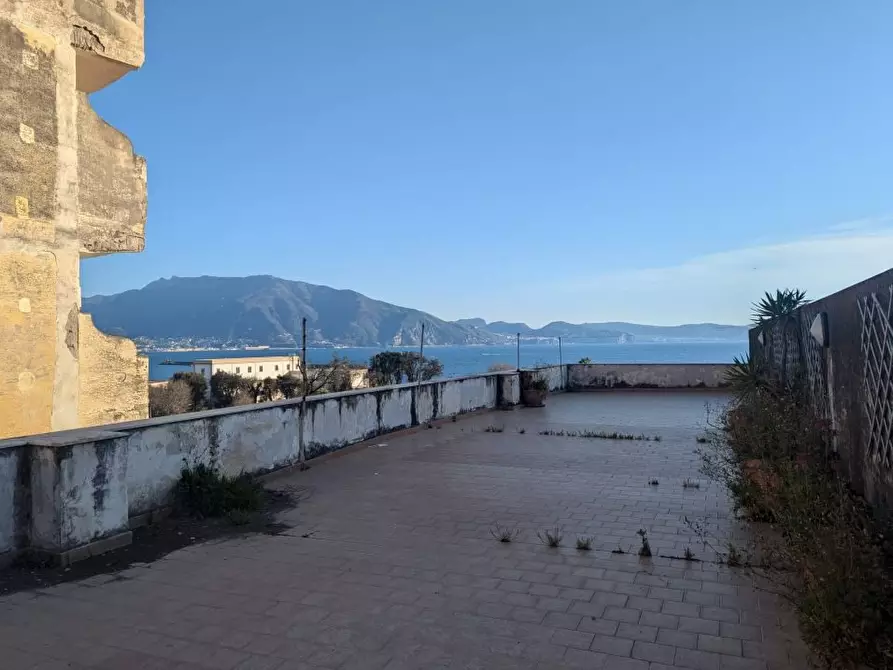 Immagine 3 di Appartamento in vendita  a Torre Annunziata