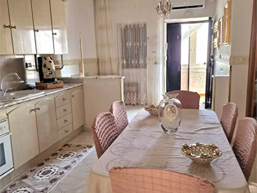Immagine 6 di Appartamento in vendita  a Torre Annunziata