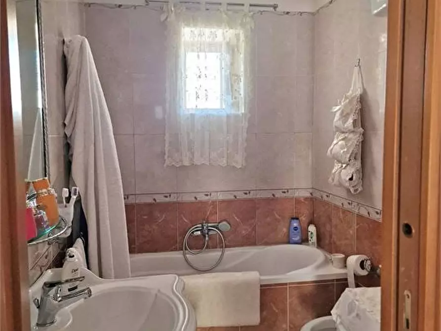 Immagine 5 di Appartamento in vendita  a Torre Annunziata