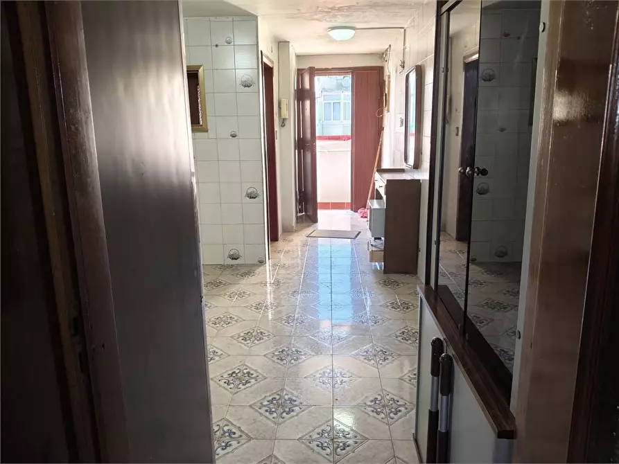 Immagine 5 di Appartamento in vendita  a Torre Annunziata