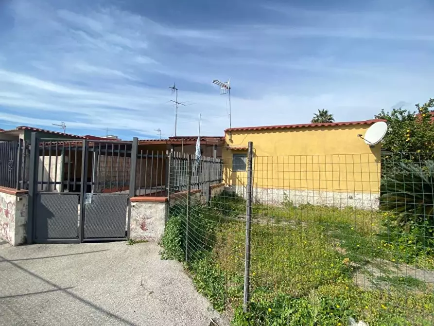 Immagine 8 di Casa semindipendente in vendita  a Torre Annunziata