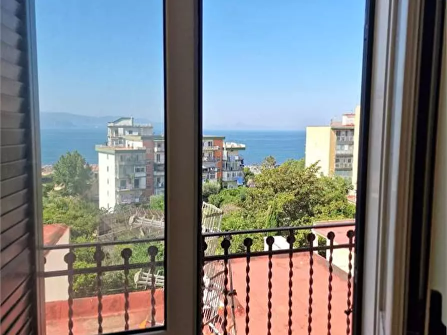 Immagine 5 di Ufficio in vendita  a Torre Annunziata