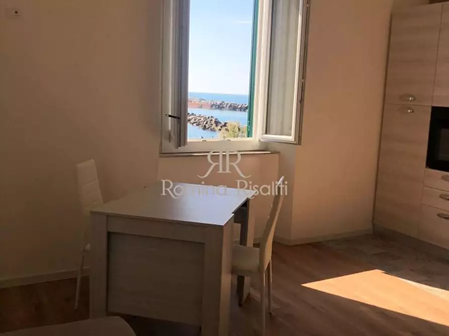 Immagine 4 di Appartamento in affitto  a Livorno