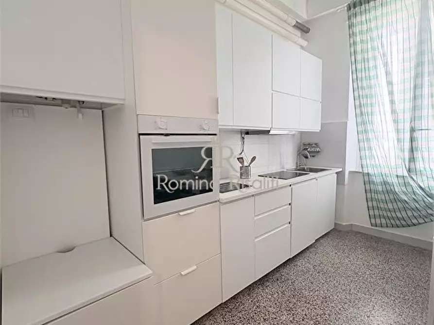 Immagine 10 di Appartamento in affitto  a Livorno