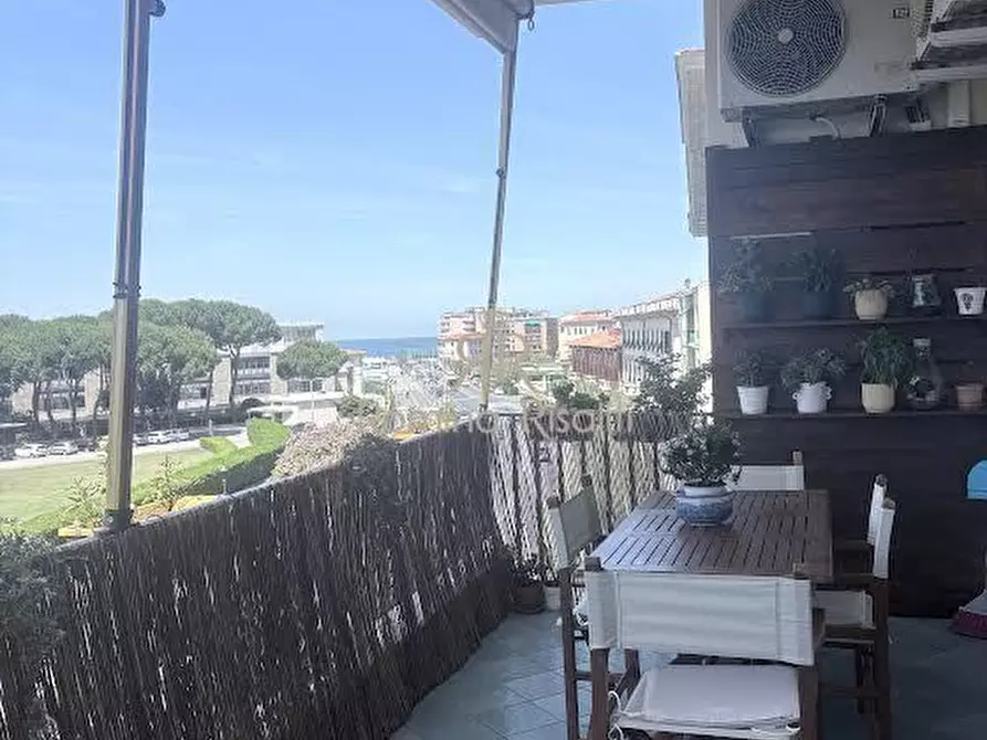 Immagine 3 di Appartamento in vendita  a Livorno