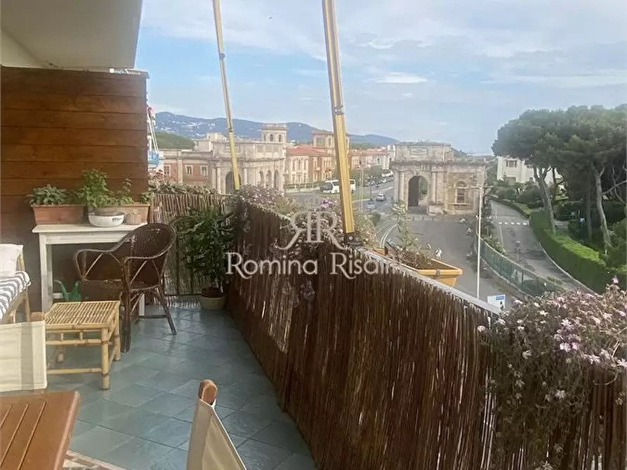 Immagine 7 di Appartamento in vendita  a Livorno
