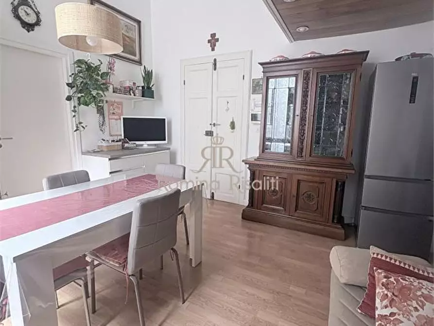 Immagine 5 di Appartamento in vendita  a Livorno