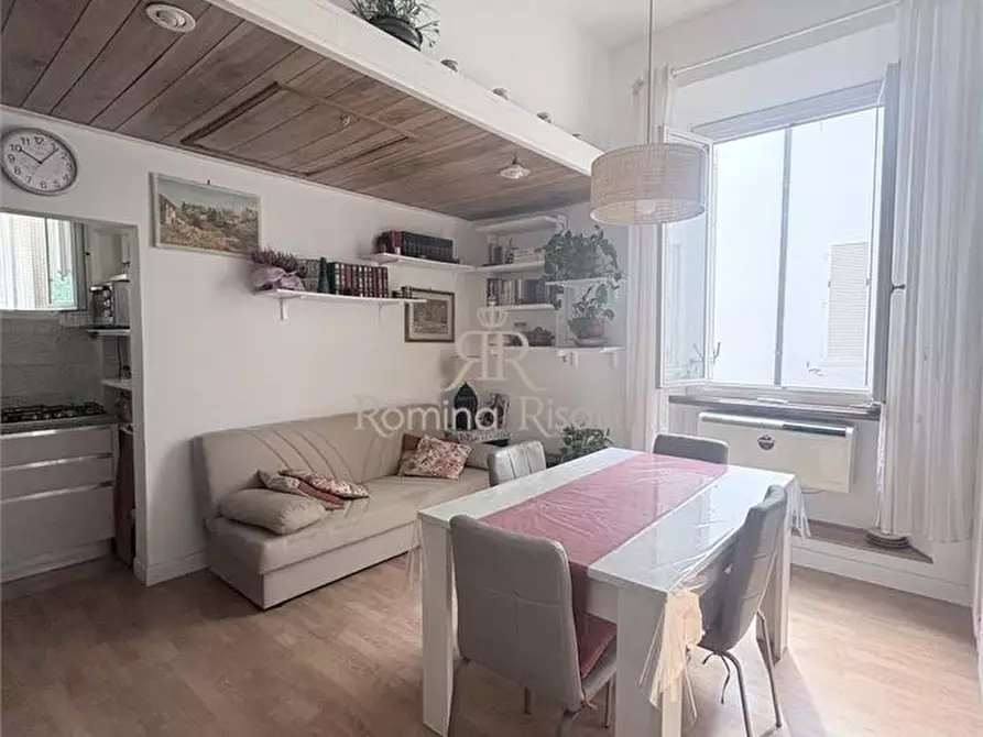 Immagine 7 di Appartamento in vendita  a Livorno