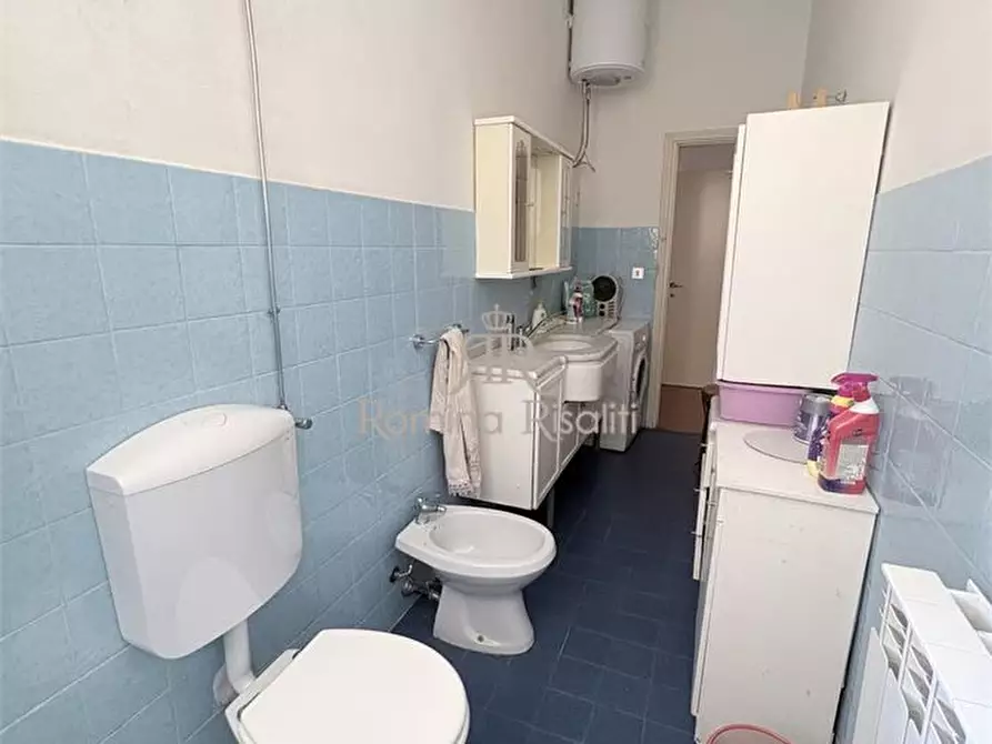 Immagine 7 di Appartamento in vendita  a Livorno