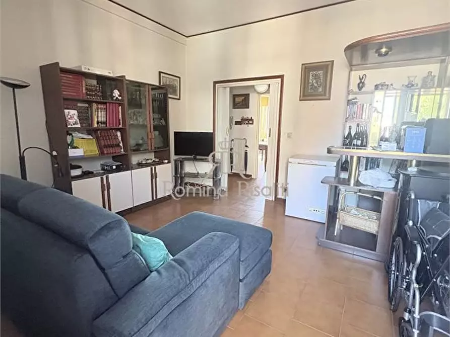 Immagine 1 di Appartamento in vendita  a Livorno