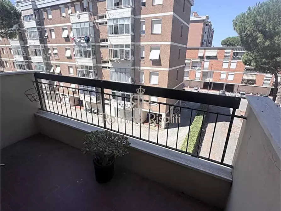 Immagine 6 di Appartamento in vendita  a Livorno