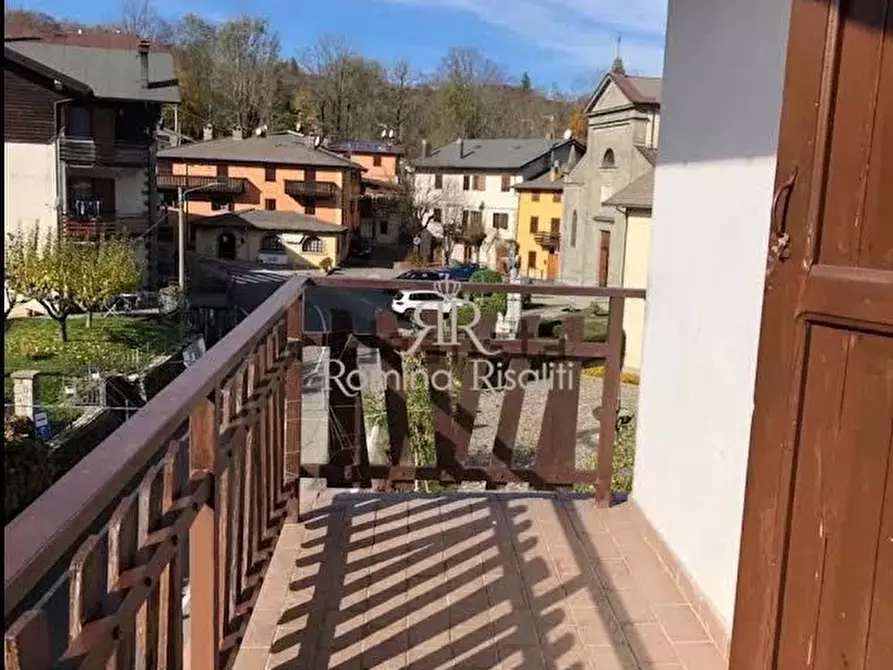 Immagine 2 di Appartamento in vendita  a Pievepelago