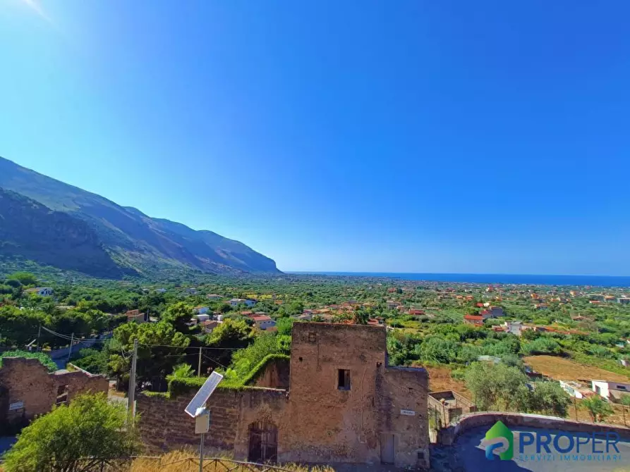Immagine 2 di Villa in vendita  snc a Carini