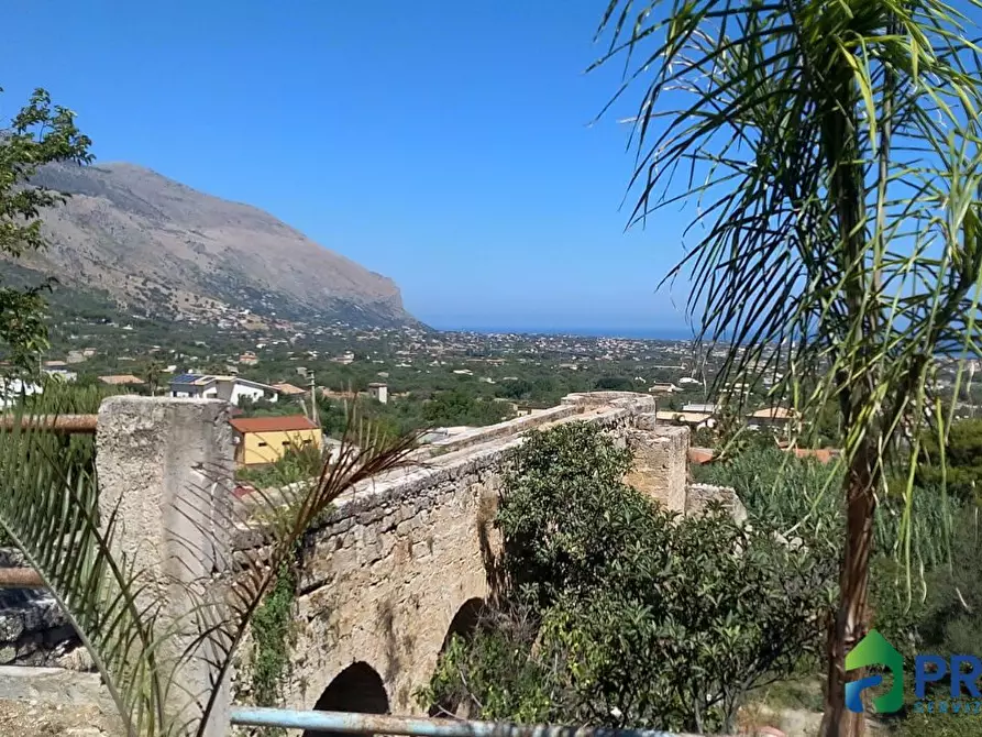 Immagine 6 di Villa in vendita  snc a Carini