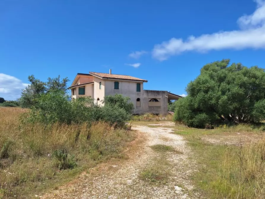 Immagine 1 di Villa in vendita  SNC a Terrasini