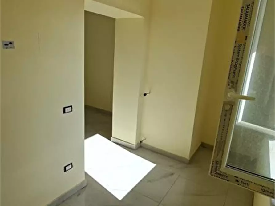 Immagine 9 di Appartamento in vendita  a Acerra