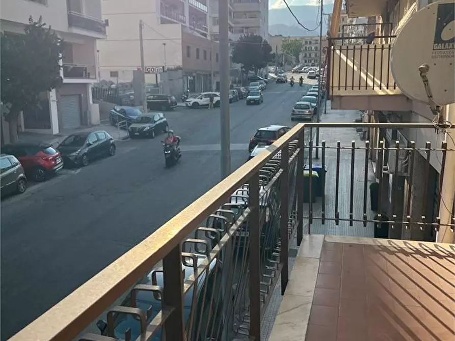 Immagine 10 di Appartamento in vendita  396 a Messina