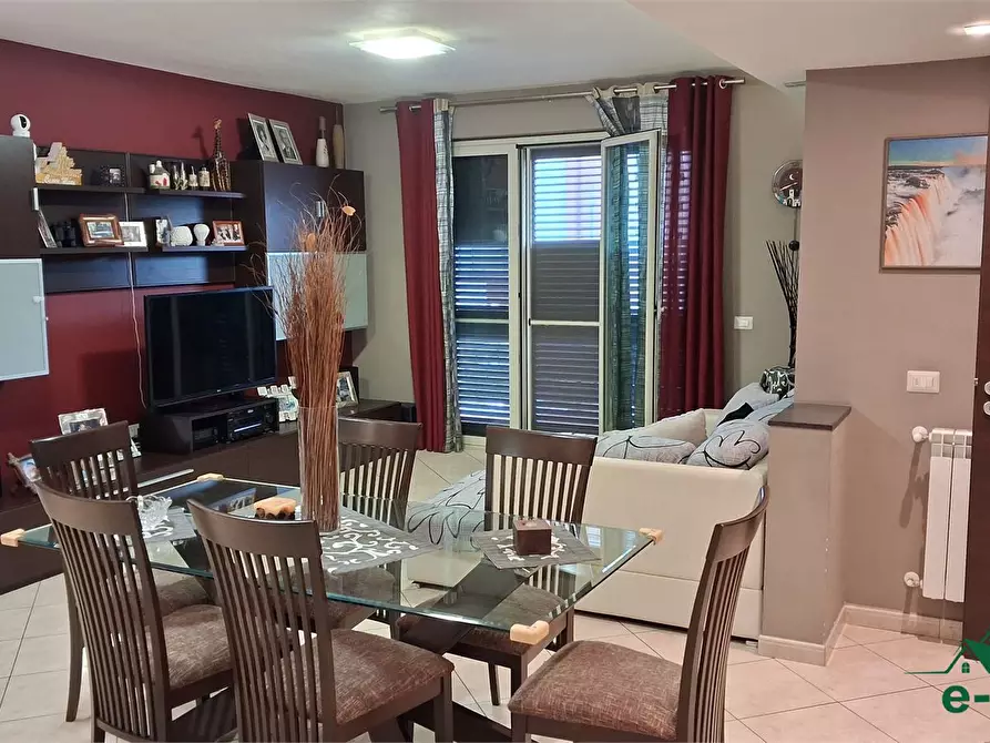 Immagine 5 di Appartamento in vendita  26 a Messina