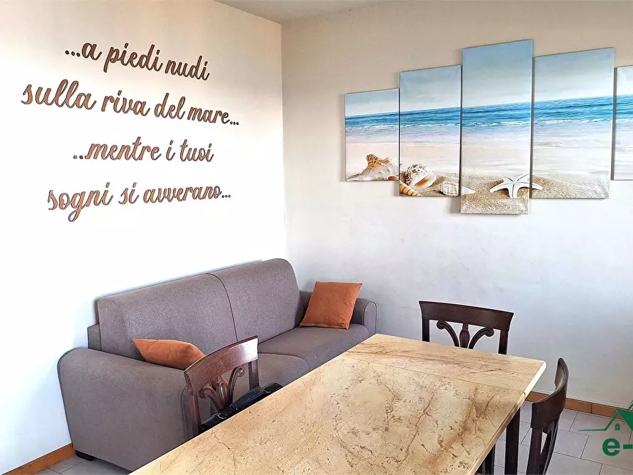 Immagine 9 di Appartamento in vendita  40 a Santa Teresa Di Riva