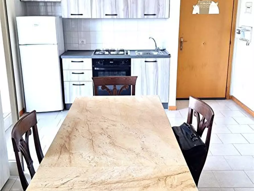 Immagine 10 di Appartamento in vendita  40 a Santa Teresa Di Riva