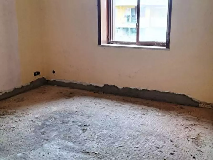 Immagine 4 di Villa in vendita  12 a Messina