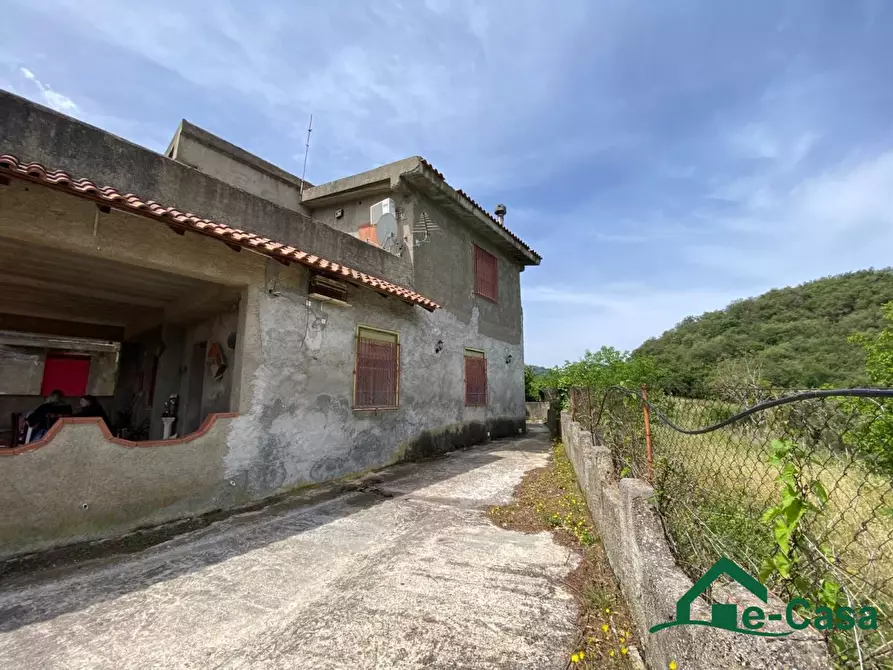 Immagine 9 di Villa in vendita  SNC a Santa Lucia Del Mela