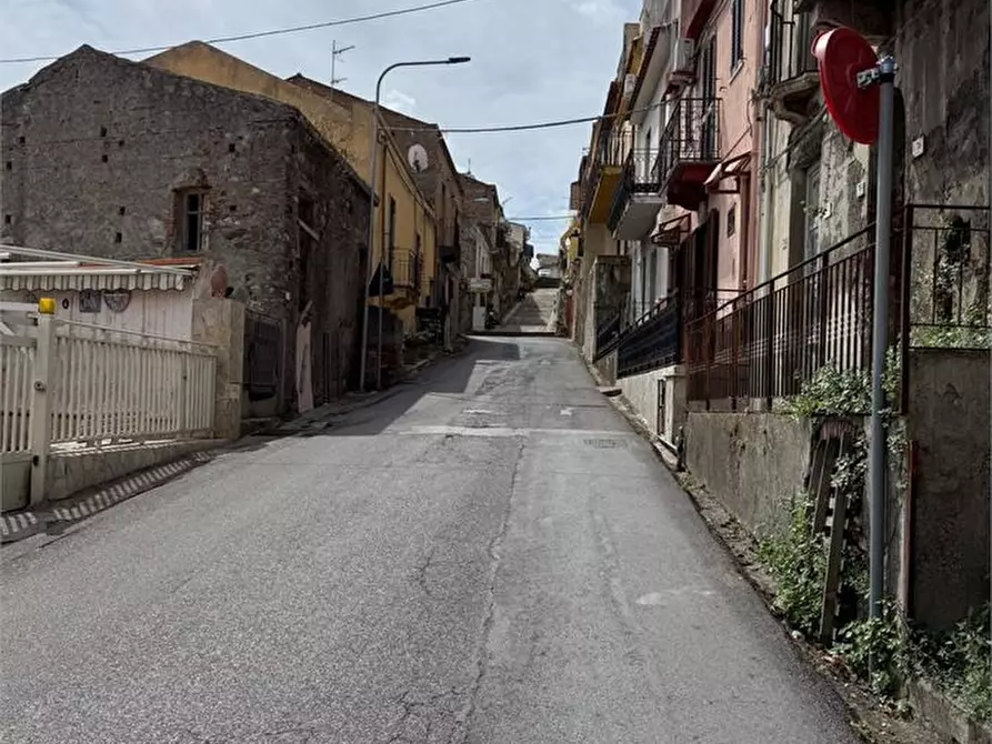 Immagine 6 di Casa semindipendente in vendita  82 a Villafranca Tirrena