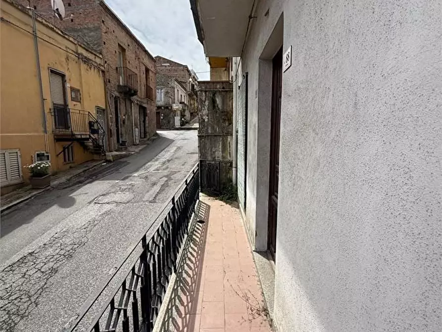 Immagine 3 di Casa semindipendente in vendita  82 a Villafranca Tirrena