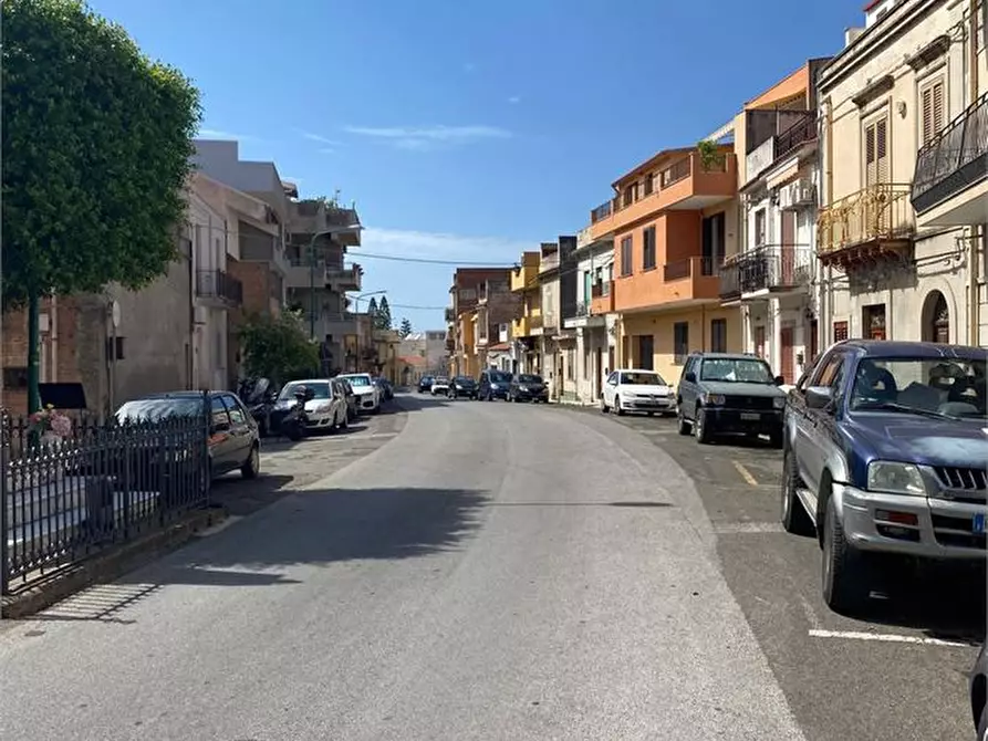 Immagine 4 di Negozio in vendita  629 a Torregrotta