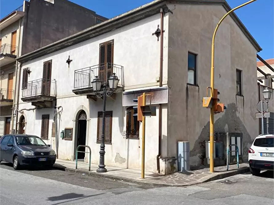Immagine 1 di Negozio in vendita  629 a Torregrotta