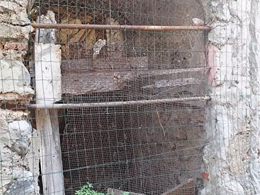 Immagine 4 di Rustico / casale in vendita  610 a Messina