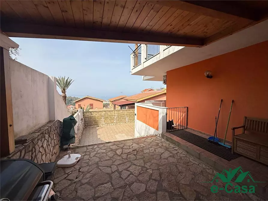 Immagine 7 di Villa in vendita  15 a Venetico