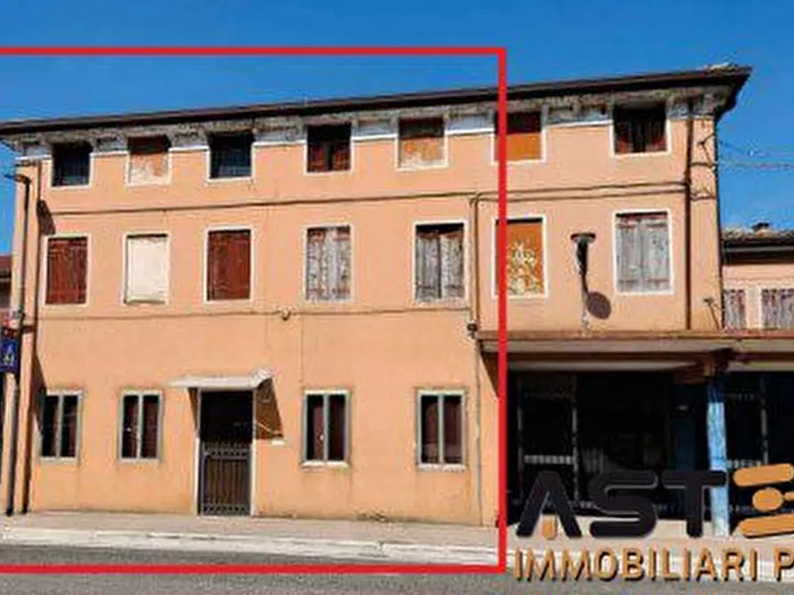 Immagine 3 di Villa in vendita  23 a Bolzano Vicentino