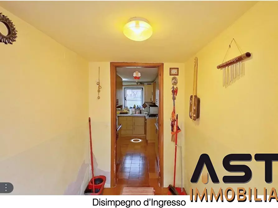 Immagine 2 di Casa semindipendente in vendita  92 a Carrè