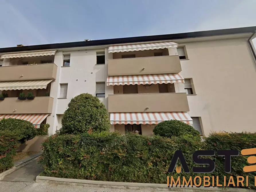 Immagine 1 di Appartamento in vendita  2 a Susegana