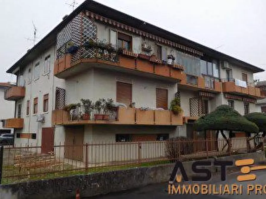 Immagine 3 di Appartamento in vendita  14 a Lonigo