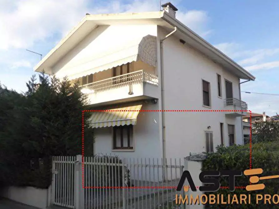 Immagine 1 di Appartamento in vendita  6 a Longare