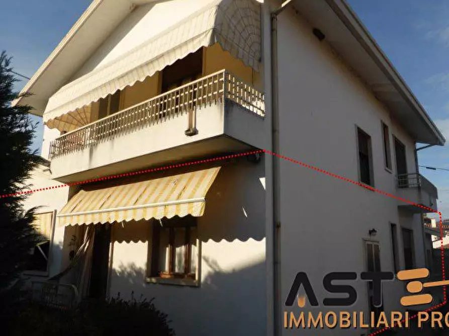 Immagine 2 di Appartamento in vendita  6 a Longare
