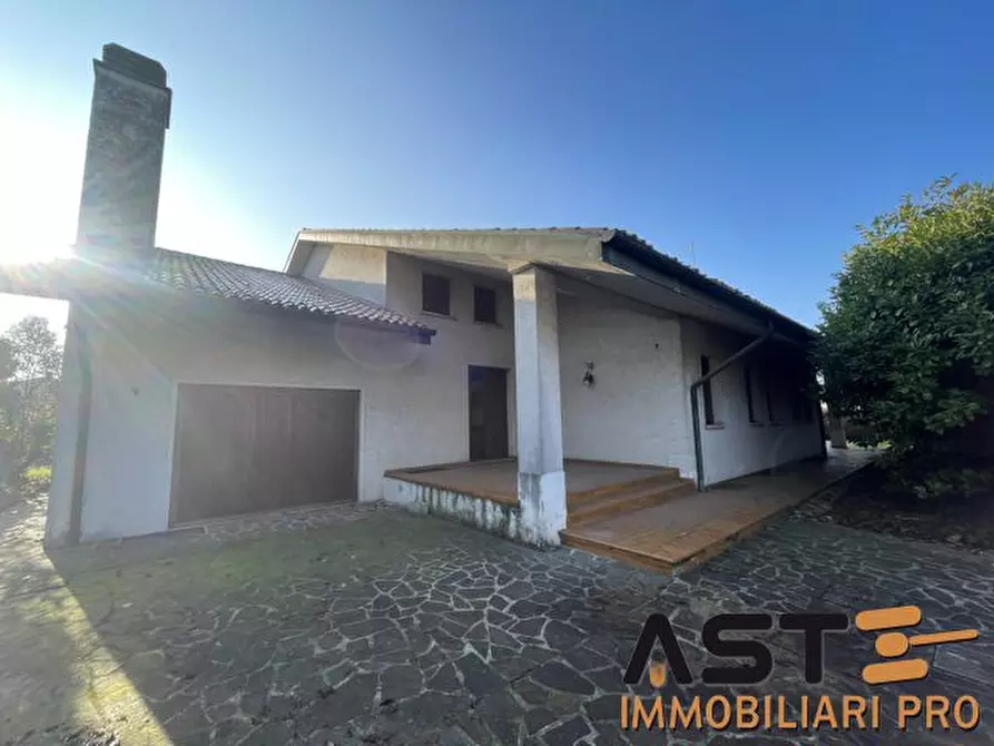 Immagine 3 di Villa in vendita  10 a Altivole