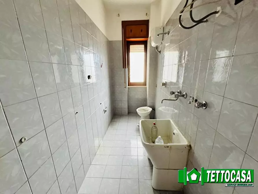 Immagine 7 di Ufficio in affitto  a Marigliano