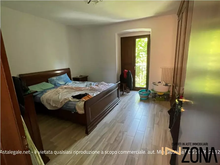 Immagine 6 di Appartamento in vendita  19 a L'aquila
