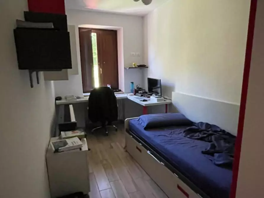 Immagine 7 di Appartamento in vendita  19 a L'aquila