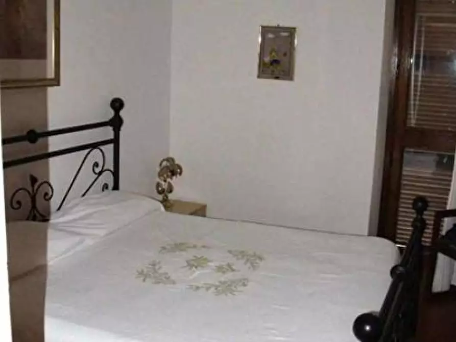 Immagine 7 di Appartamento in vendita  8 a Cagnano Amiterno