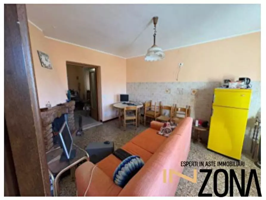 Immagine 10 di Appartamento in vendita  41 a L'aquila
